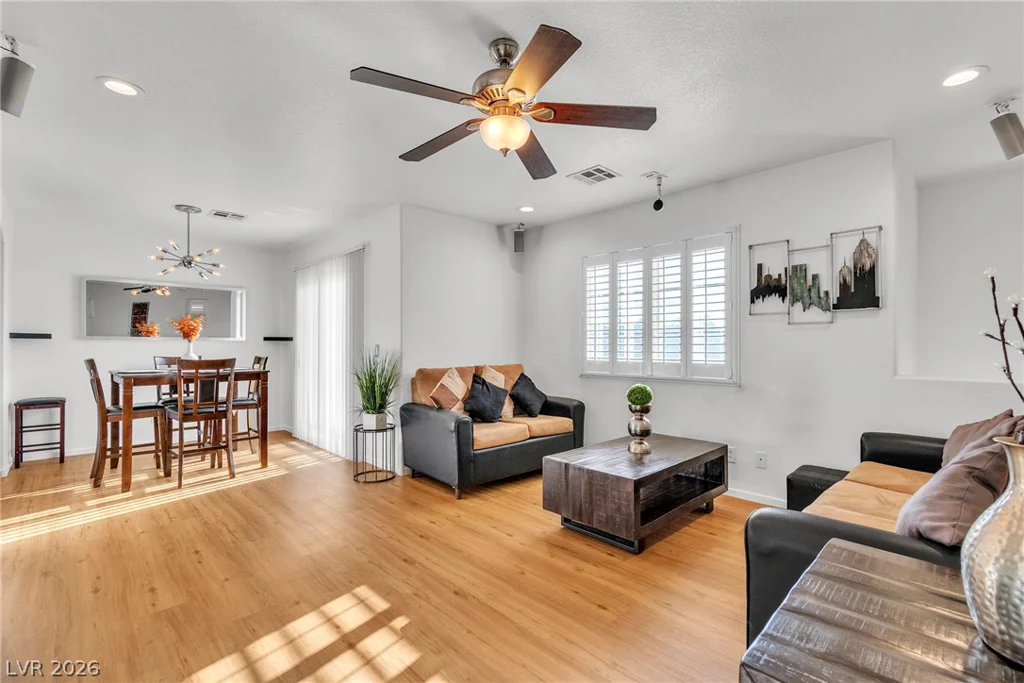10470 Fancy Fern, Las Vegas, NV 89183