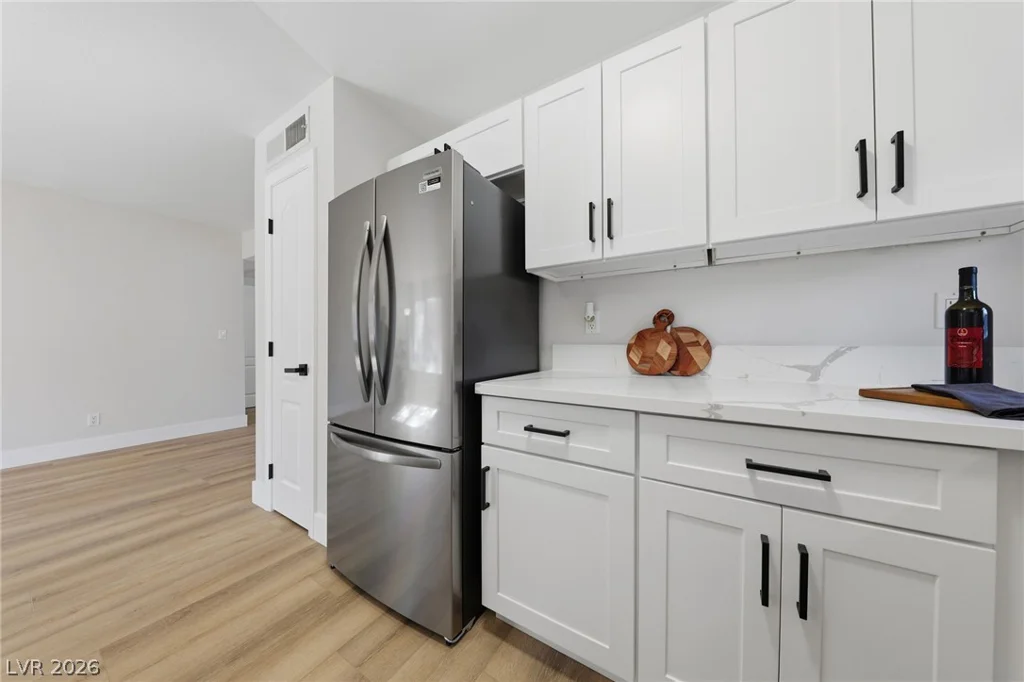 2121 Sealion, Las Vegas, NV 89128