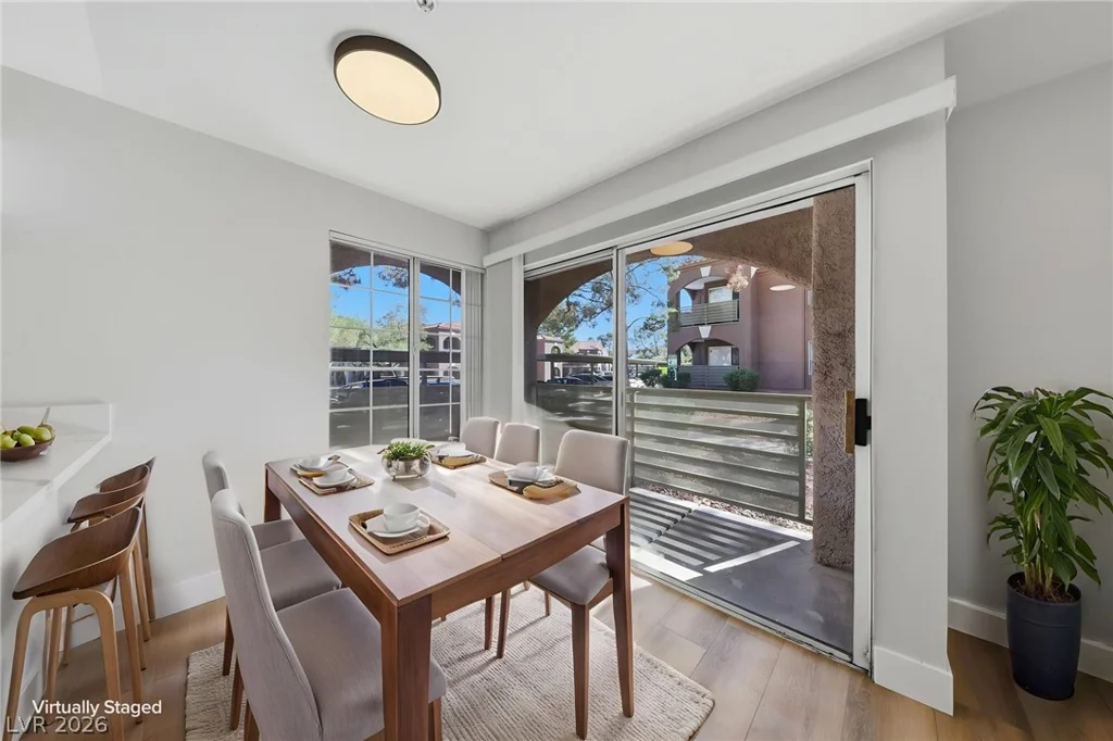 2121 Sealion, Las Vegas, NV 89128
