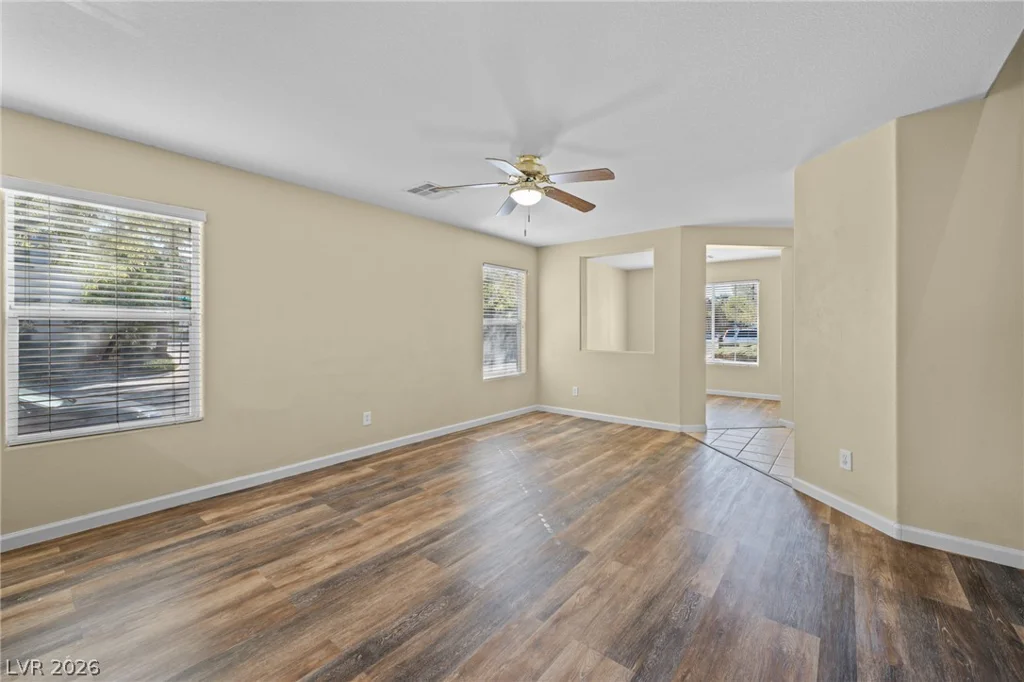 38 Summer Walk, Las Vegas, NV 89183