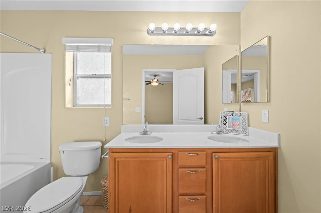 38 Summer Walk, Las Vegas, NV 89183