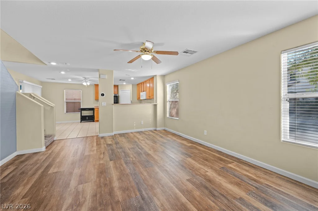 38 Summer Walk, Las Vegas, NV 89183