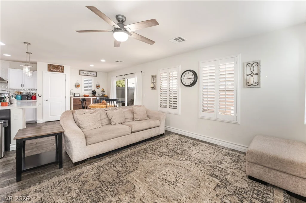 3668 Via Mariposa, Las Vegas, NV 89115