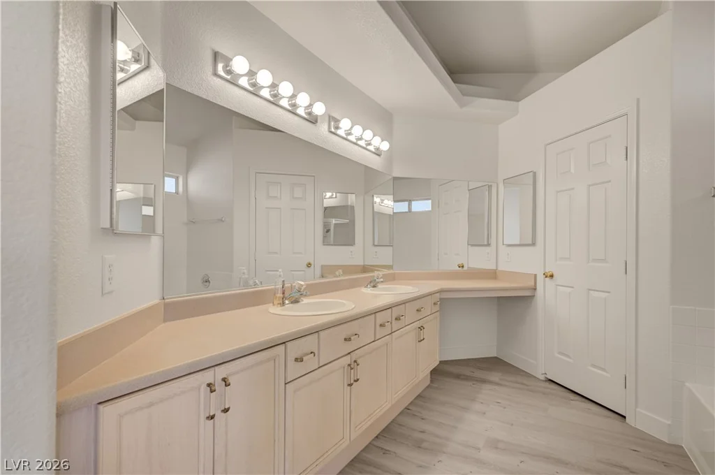 970 Hunters Run, Henderson, NV 89002