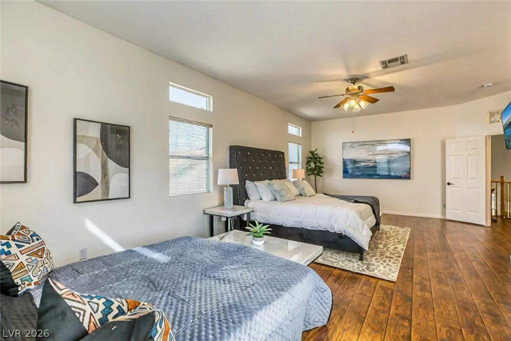 7451 Midfield, Las Vegas, NV 89120