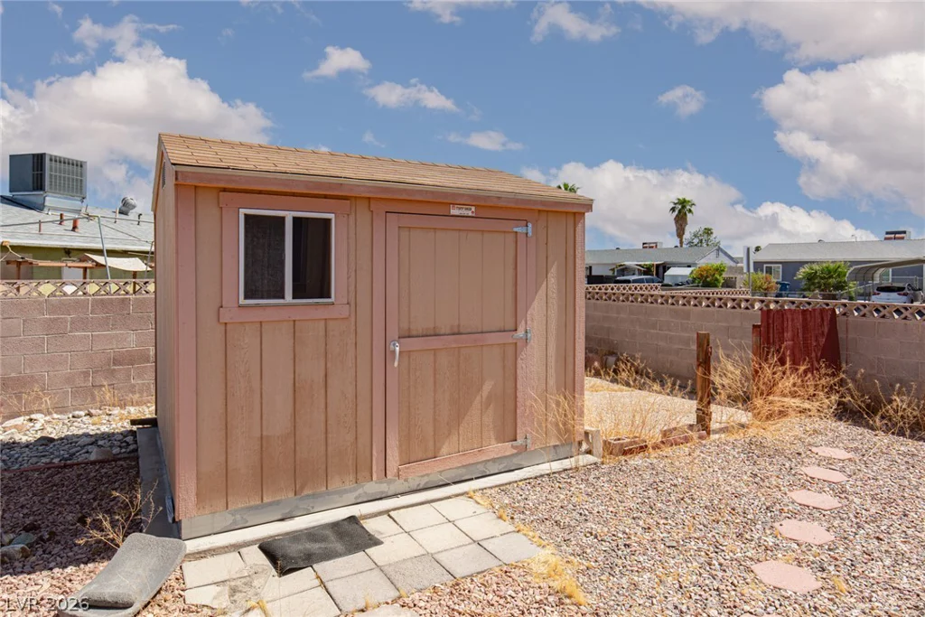 5574 Northridge, Las Vegas, NV 89122
