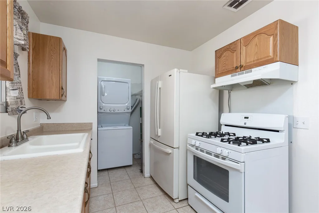 5574 Northridge, Las Vegas, NV 89122
