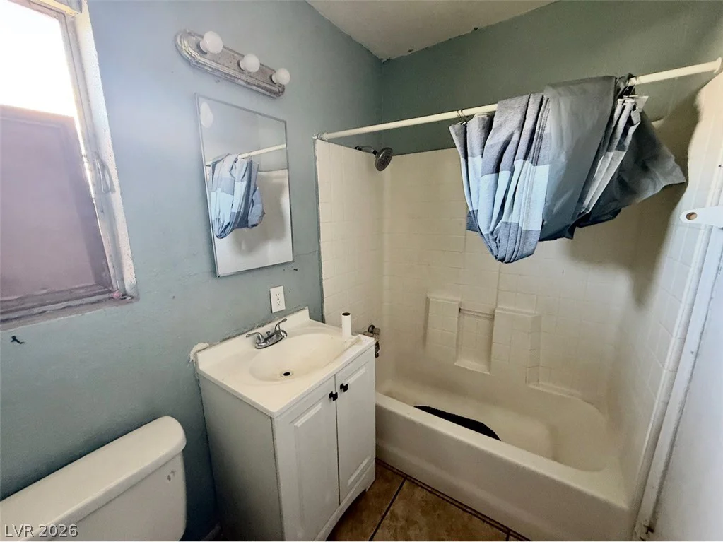 129 George, Las Vegas, NV 89106