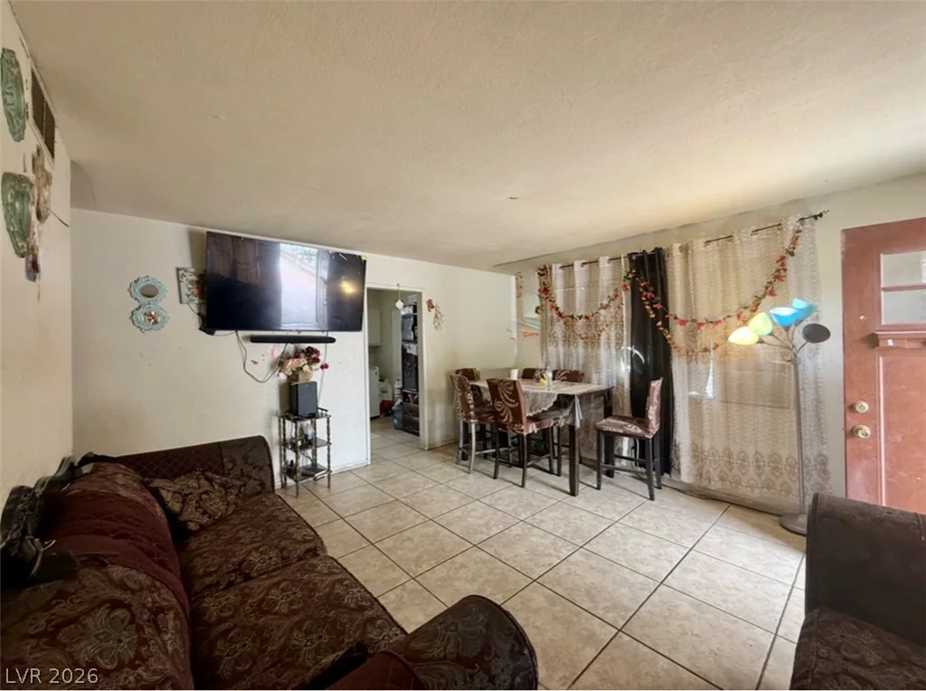 129 George, Las Vegas, NV 89106