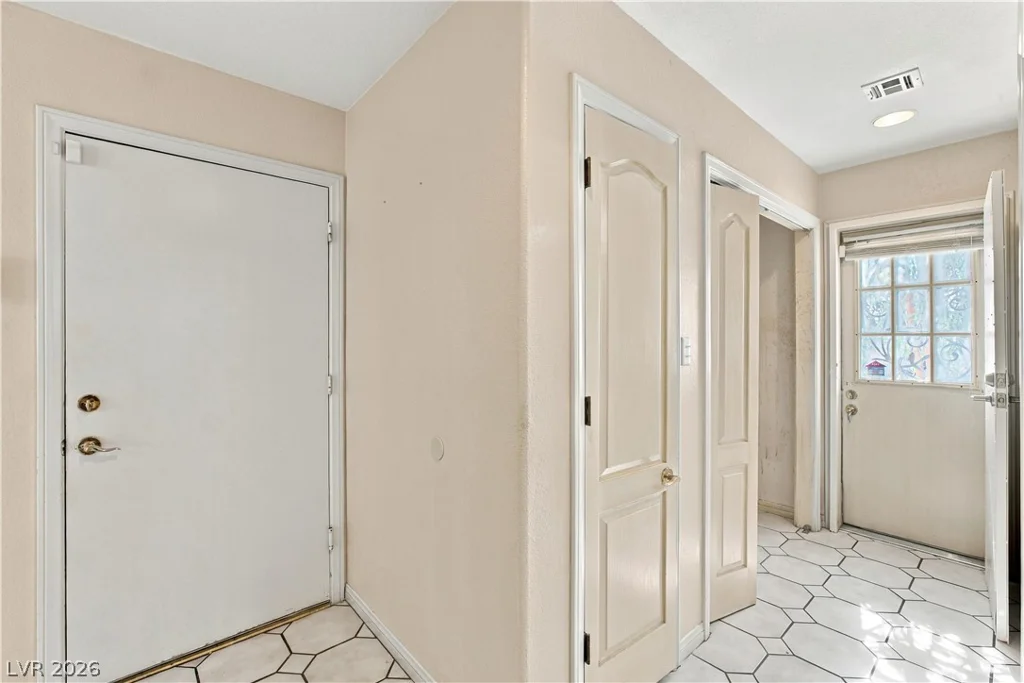 921 Primrose, Henderson, NV 89011