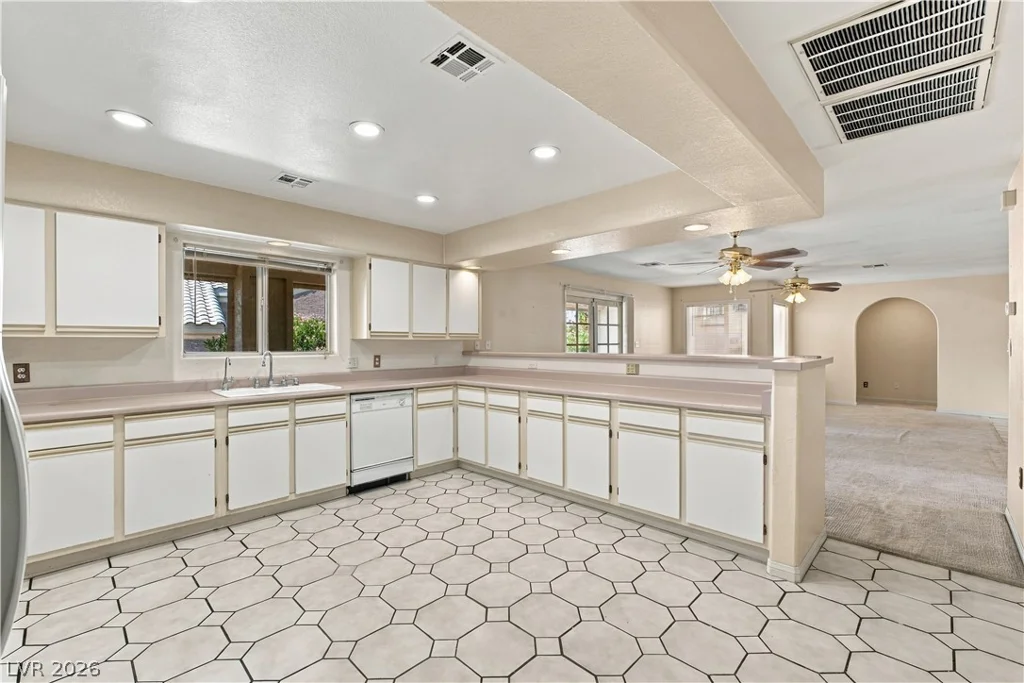 921 Primrose, Henderson, NV 89011