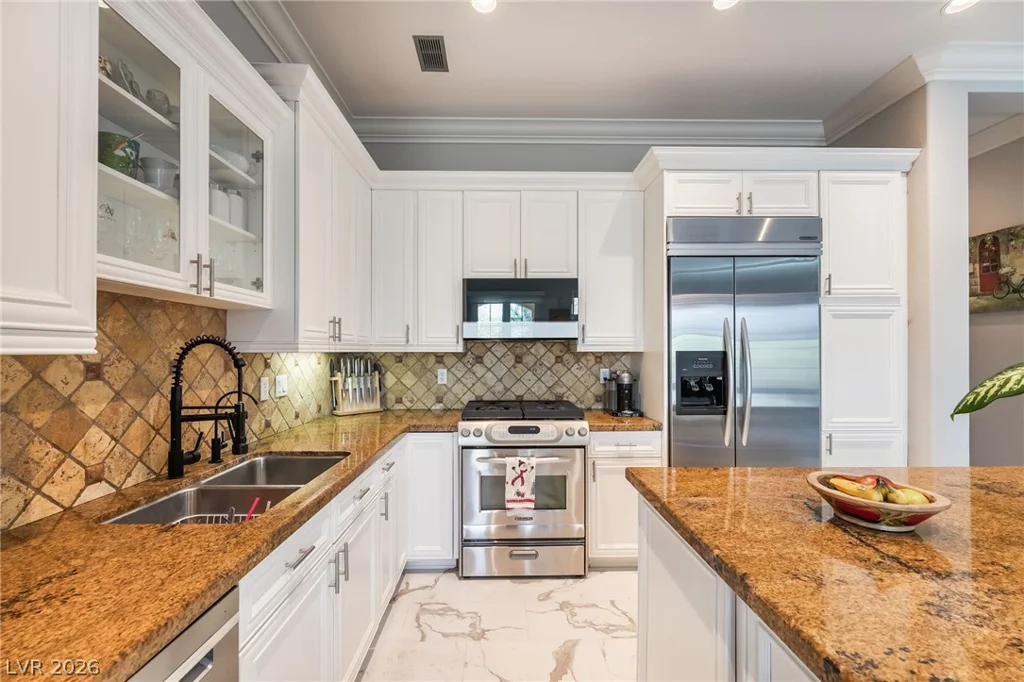 30 Via Vasari, Henderson, NV 89011