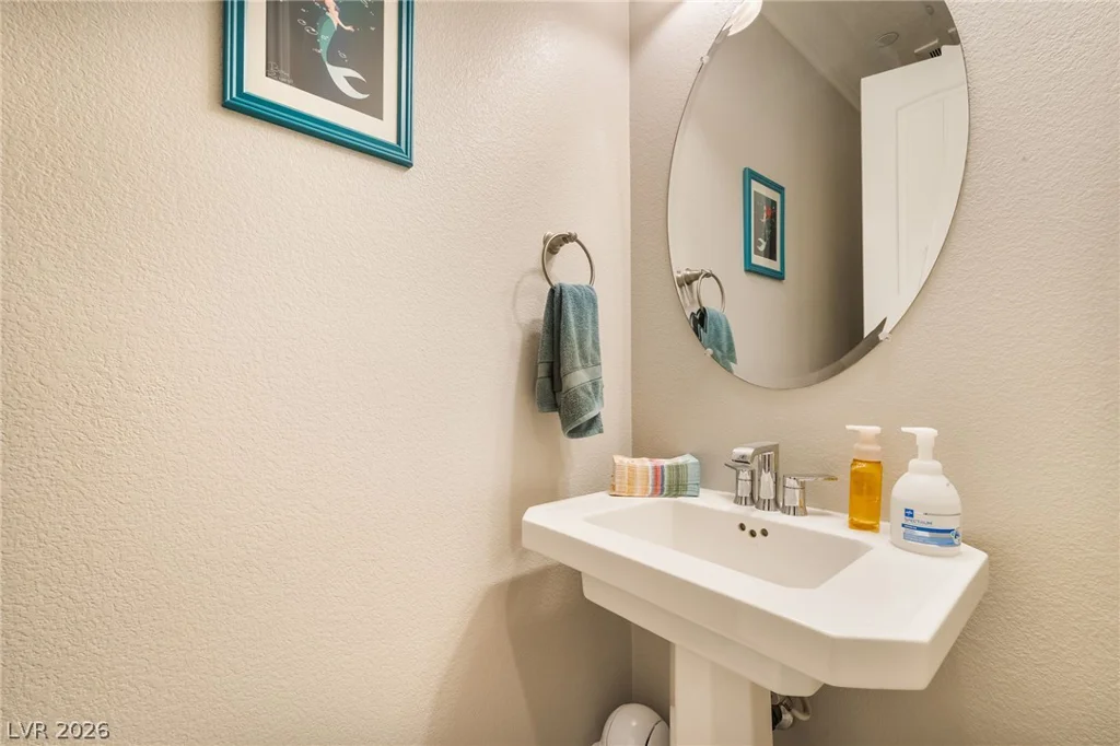 30 Via Vasari, Henderson, NV 89011