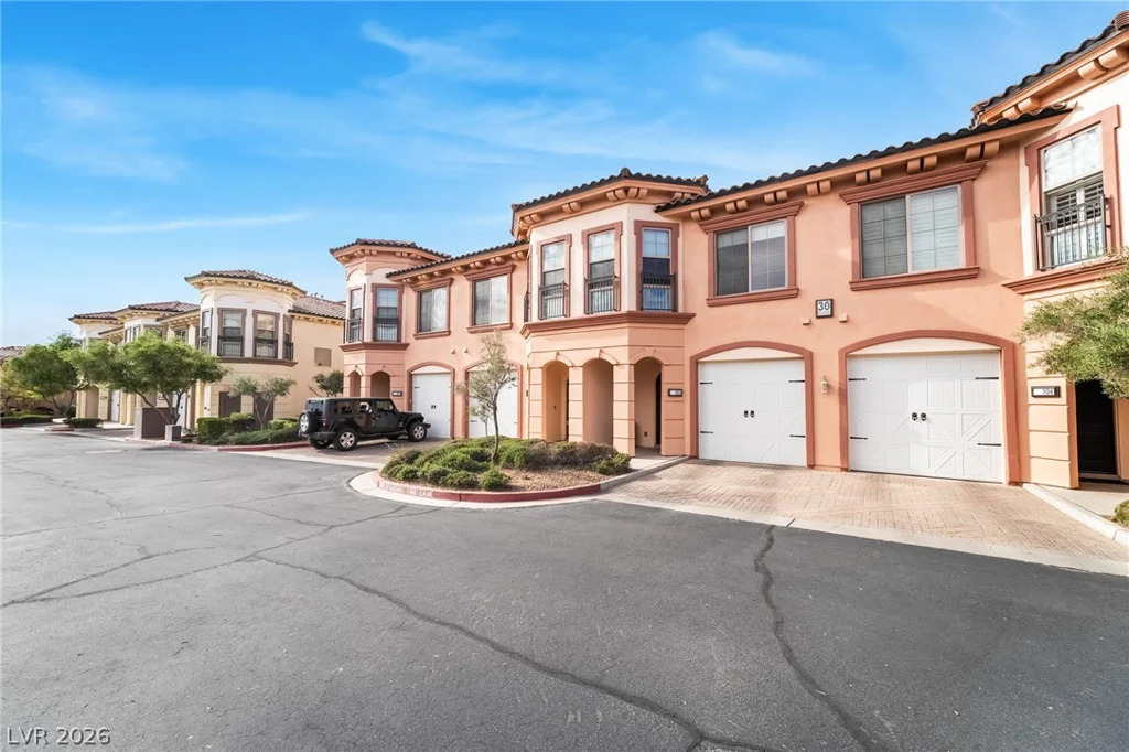 30 Via Vasari, Henderson, NV 89011