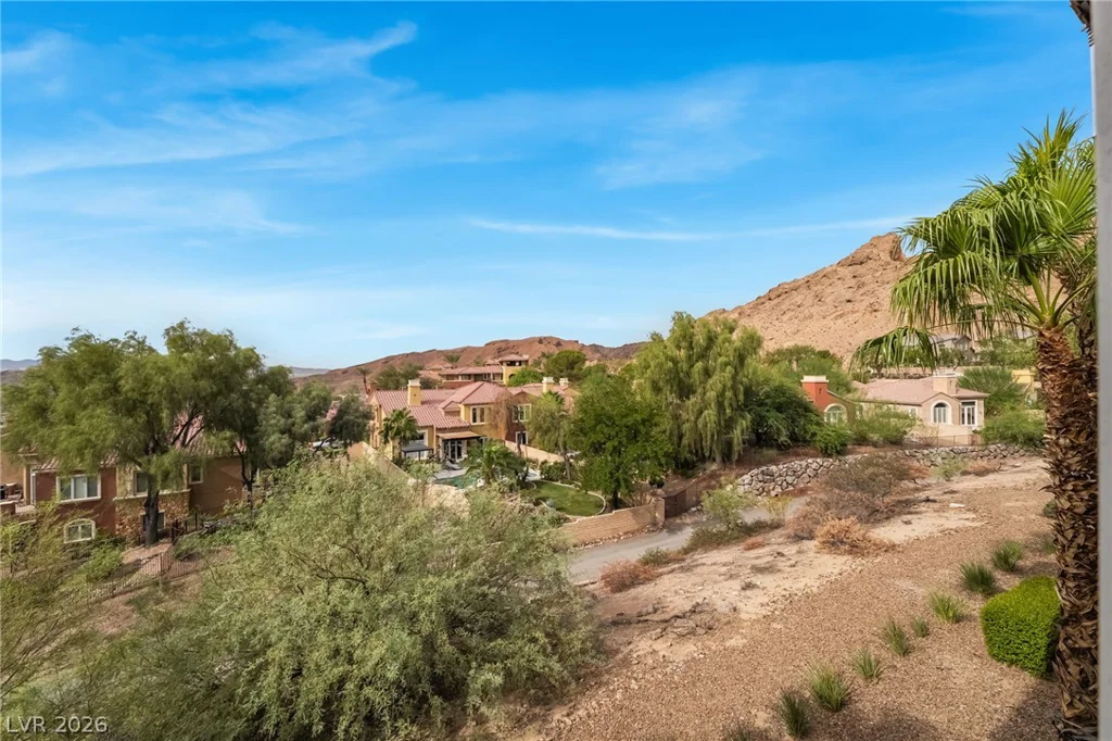 30 Via Vasari, Henderson, NV 89011
