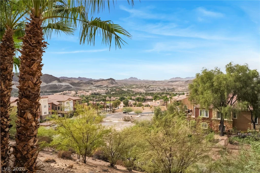 30 Via Vasari, Henderson, NV 89011