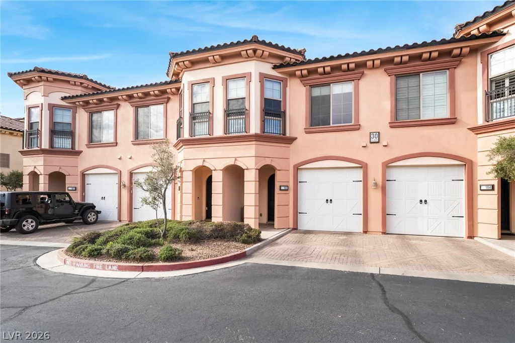 30 Via Vasari, Henderson, NV 89011