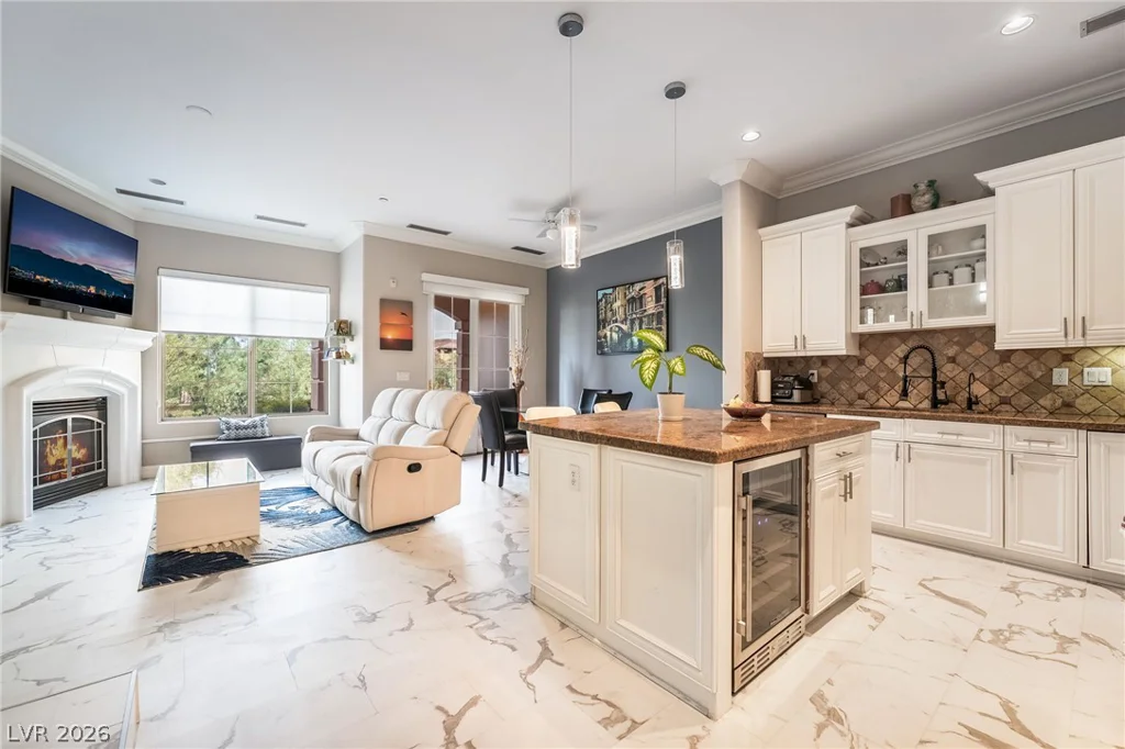30 Via Vasari, Henderson, NV 89011