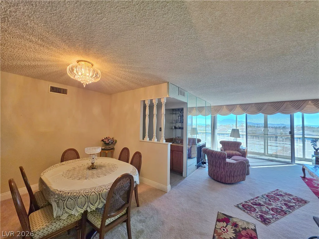 745 Royal Crest, Las Vegas, NV 89169