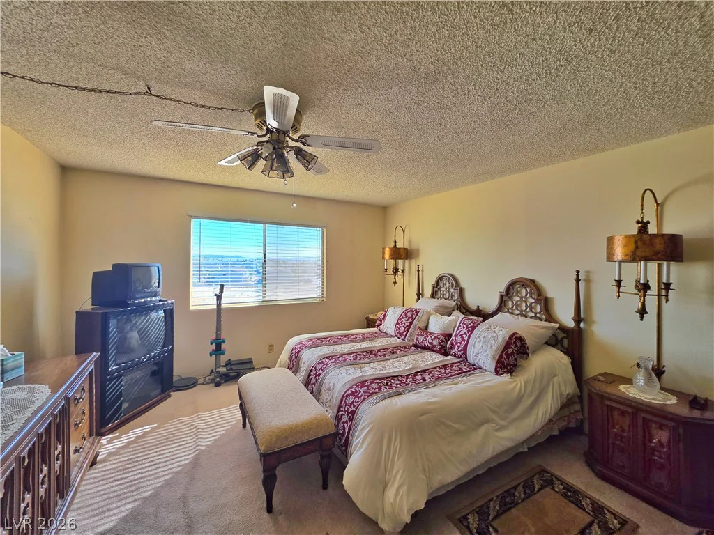745 Royal Crest, Las Vegas, NV 89169