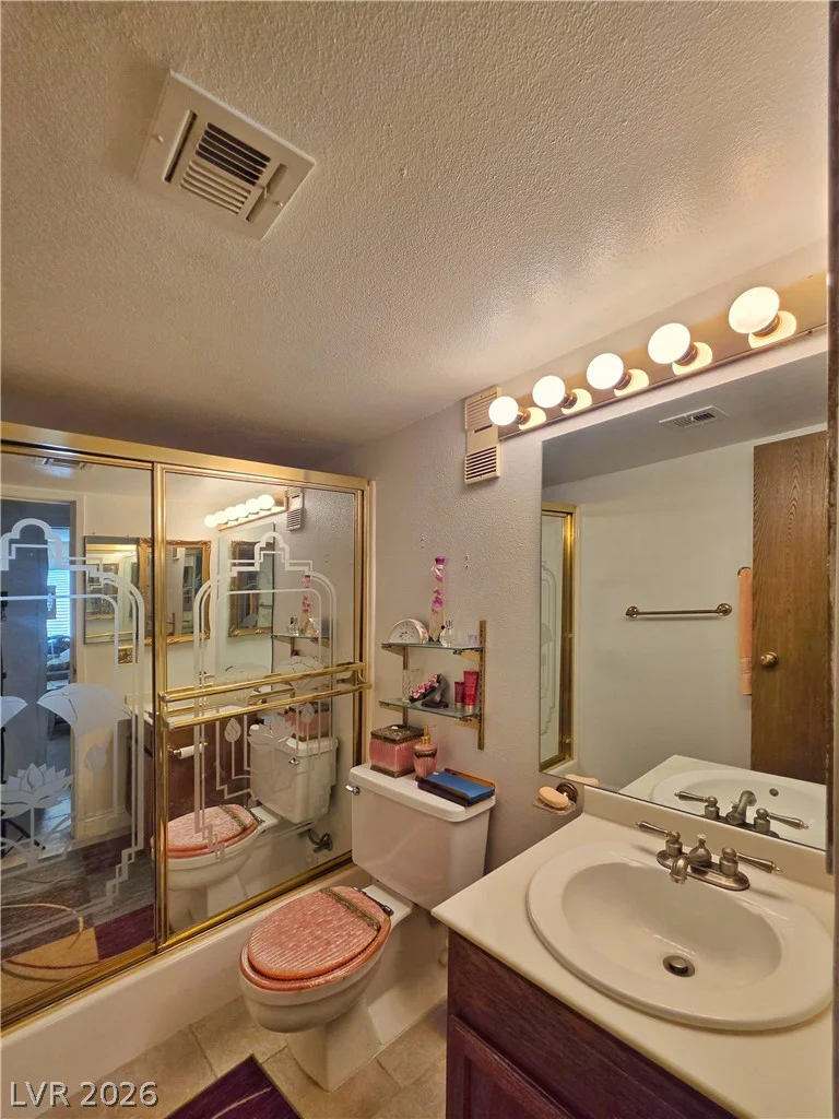 745 Royal Crest, Las Vegas, NV 89169