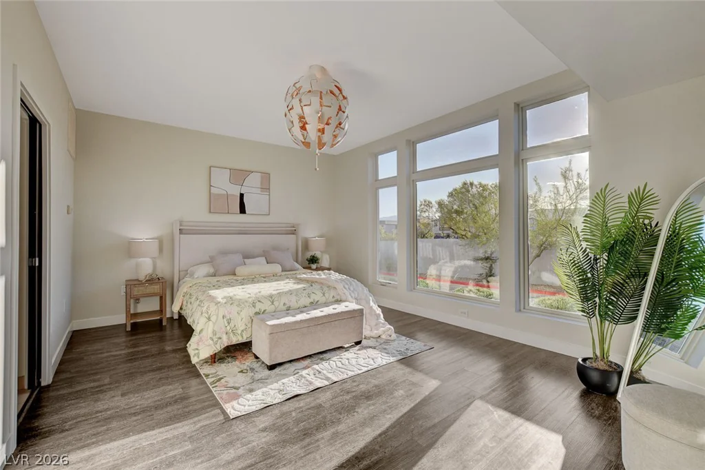 8925 Flamingo, Las Vegas, NV 89147