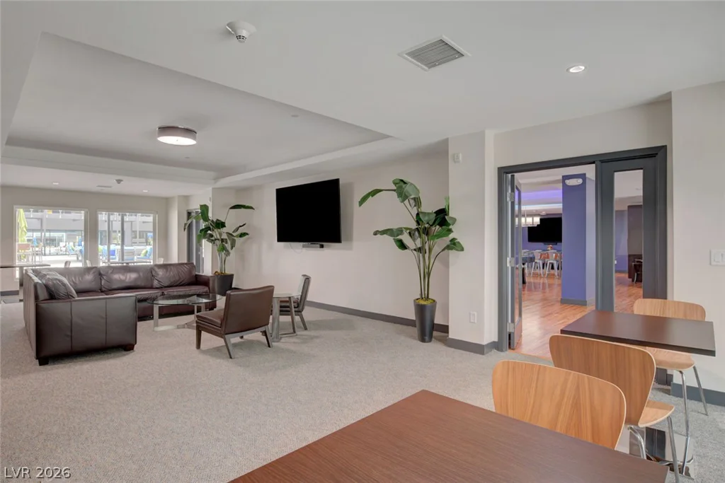 8925 Flamingo, Las Vegas, NV 89147