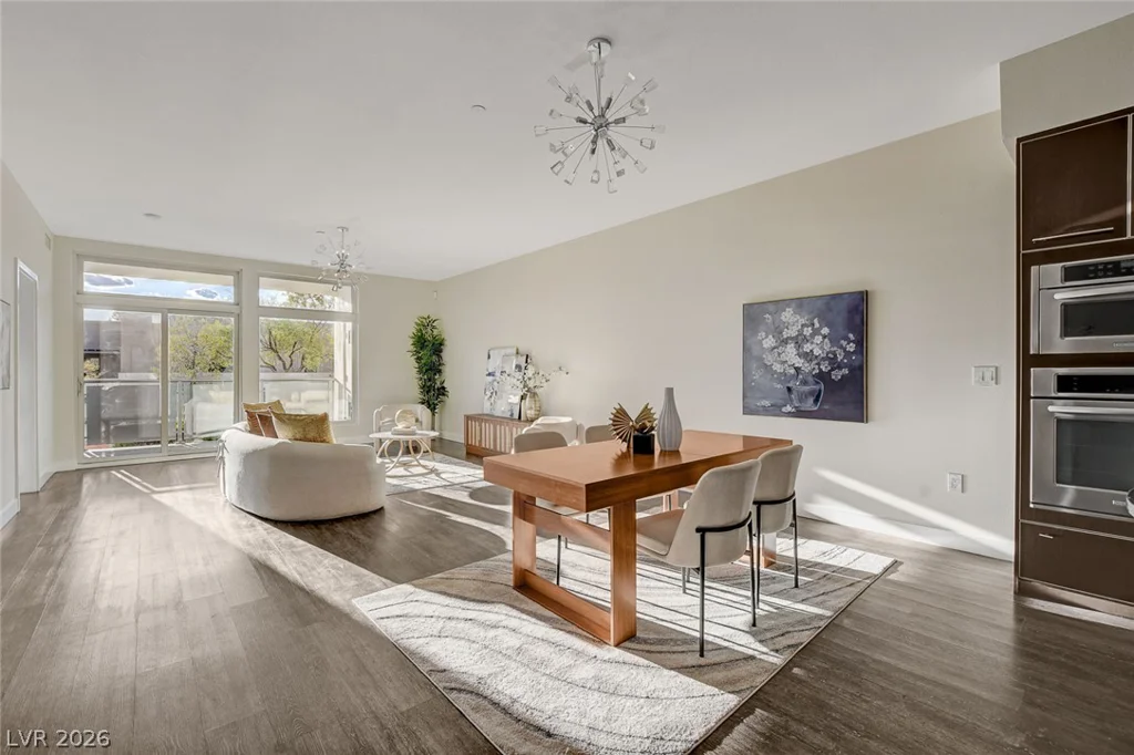 8925 Flamingo, Las Vegas, NV 89147
