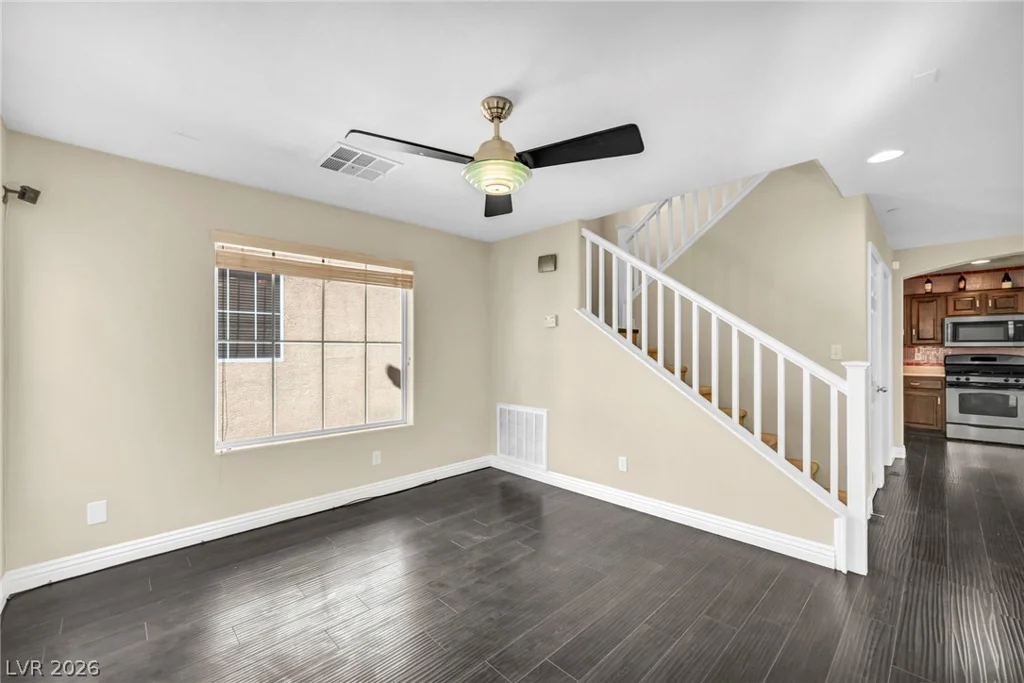 8924 Jennifer Anne, Las Vegas, NV 89149