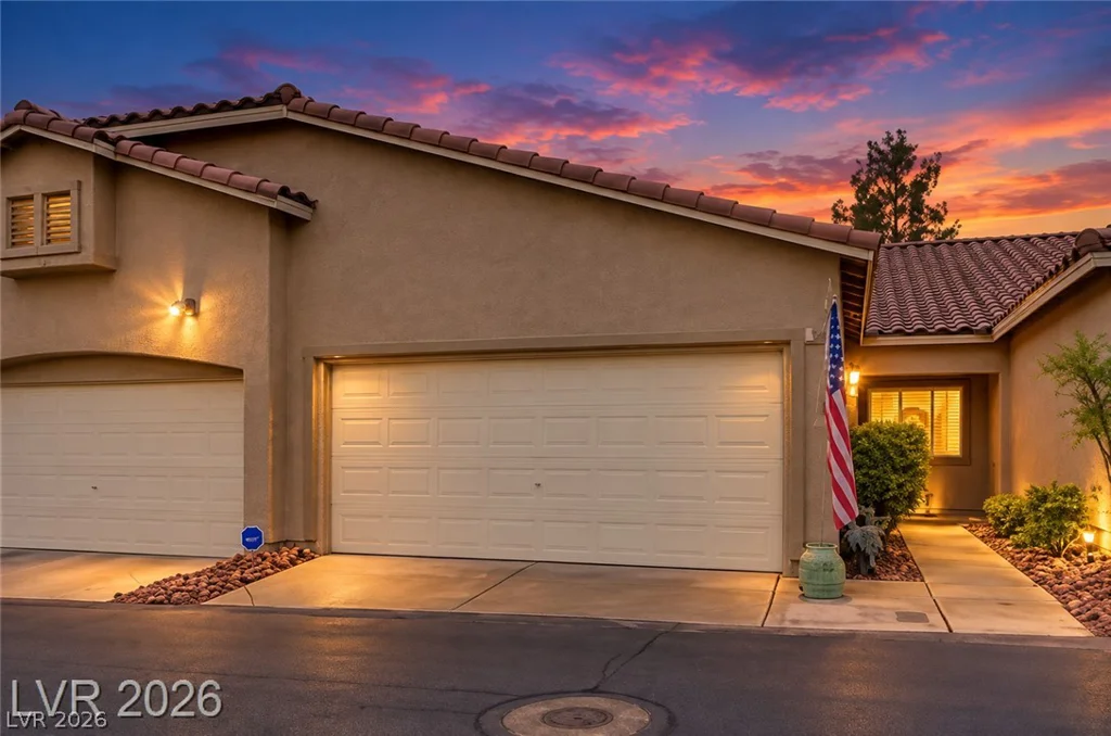 393 Blanca Springs, Henderson, NV 89014