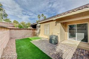 393 Blanca Springs, Henderson, NV 89014