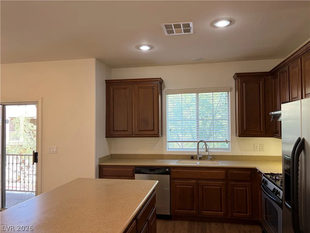 8673 Pico Grande, Las Vegas, NV 89147