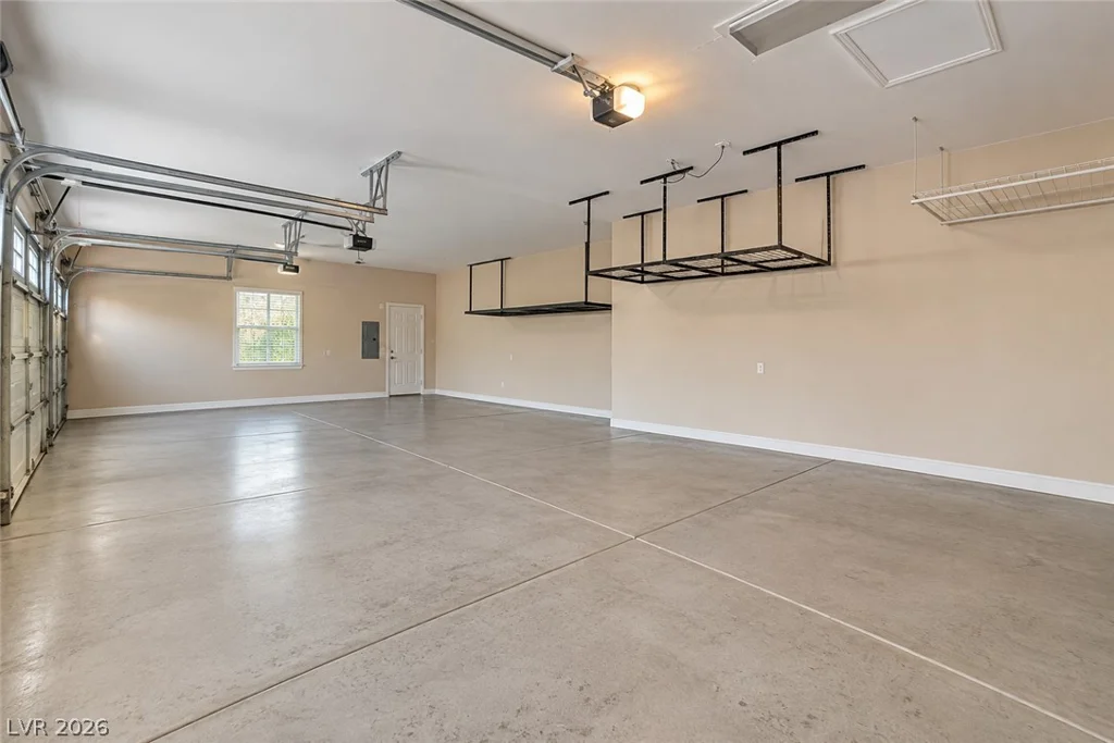 8088 Winchester Bluff, Las Vegas, NV 89131