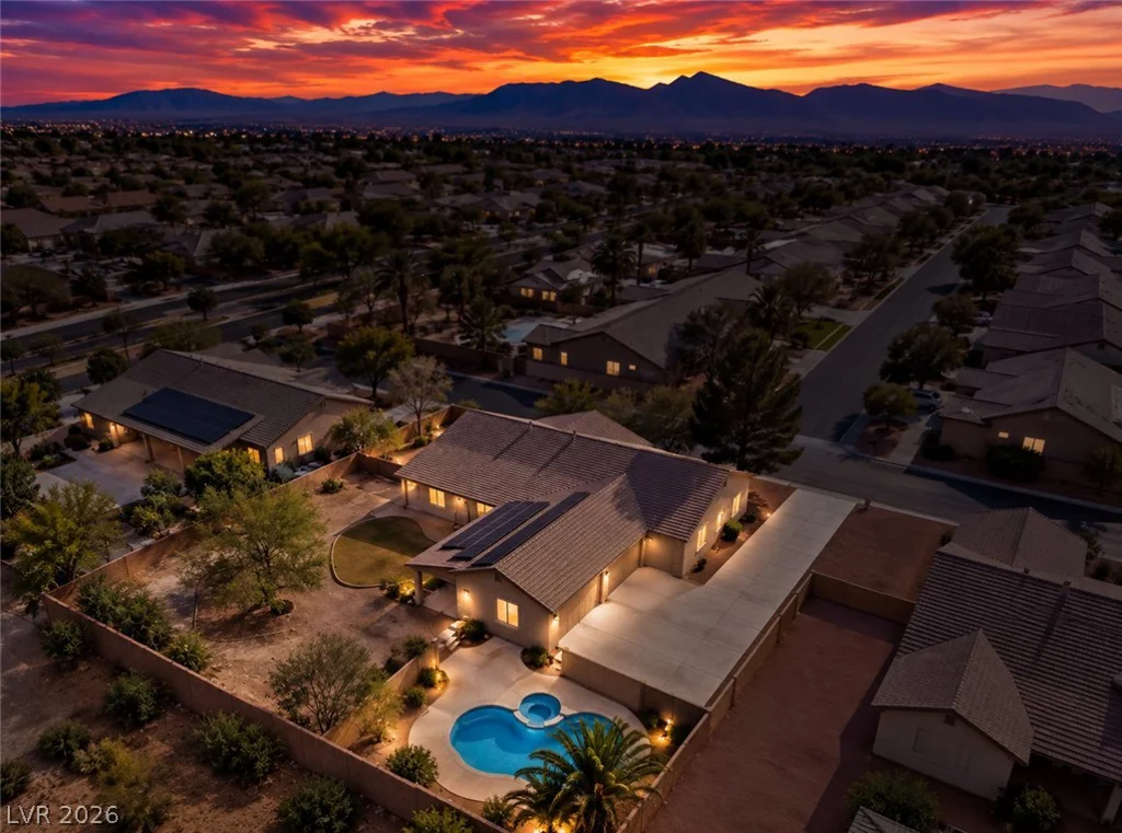 8088 Winchester Bluff, Las Vegas, NV 89131