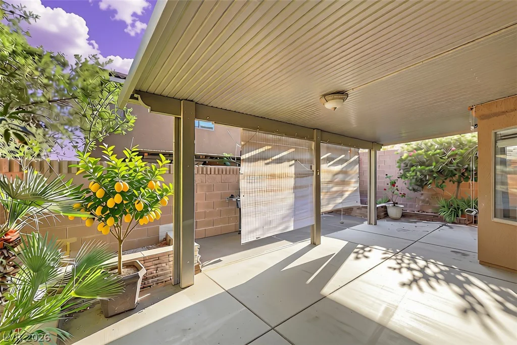 10671 Little Horse Creek, Las Vegas, NV 89129