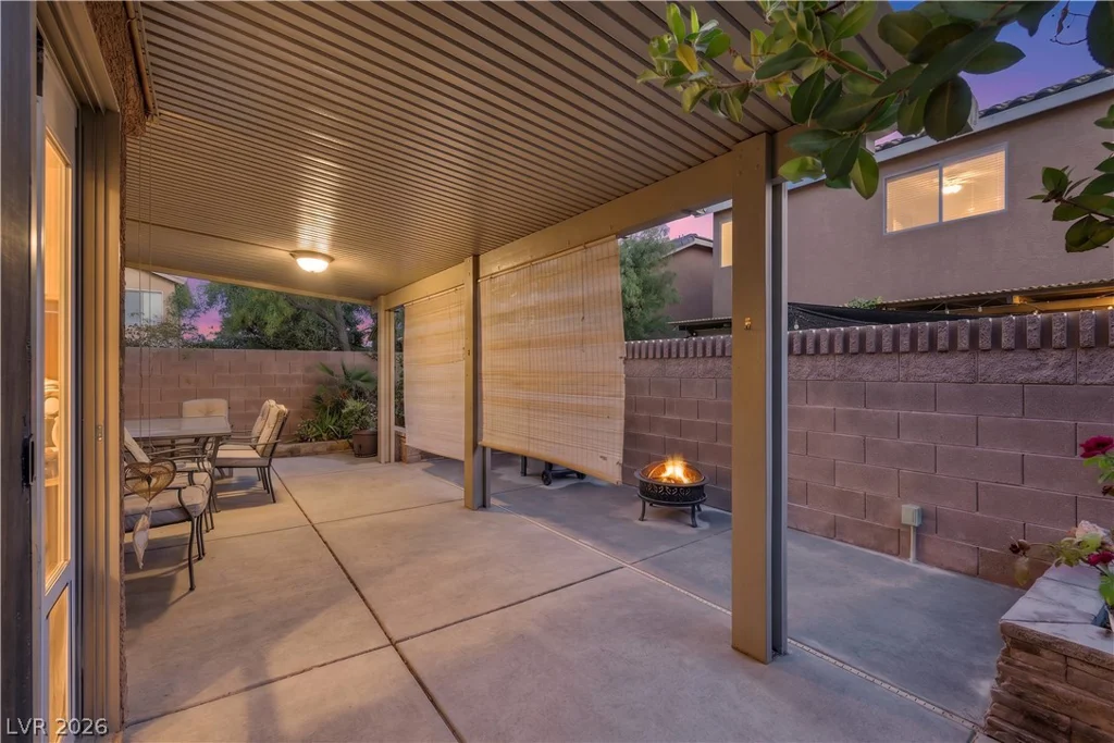 10671 Little Horse Creek, Las Vegas, NV 89129