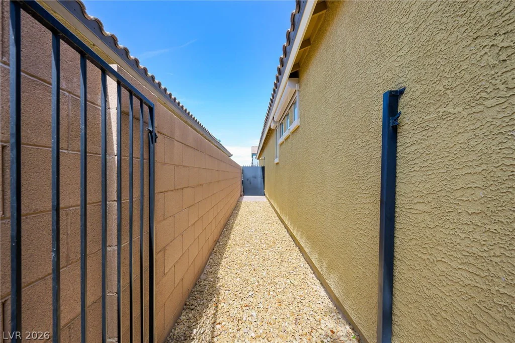 9471 Wild Valley, Las Vegas, NV 89148