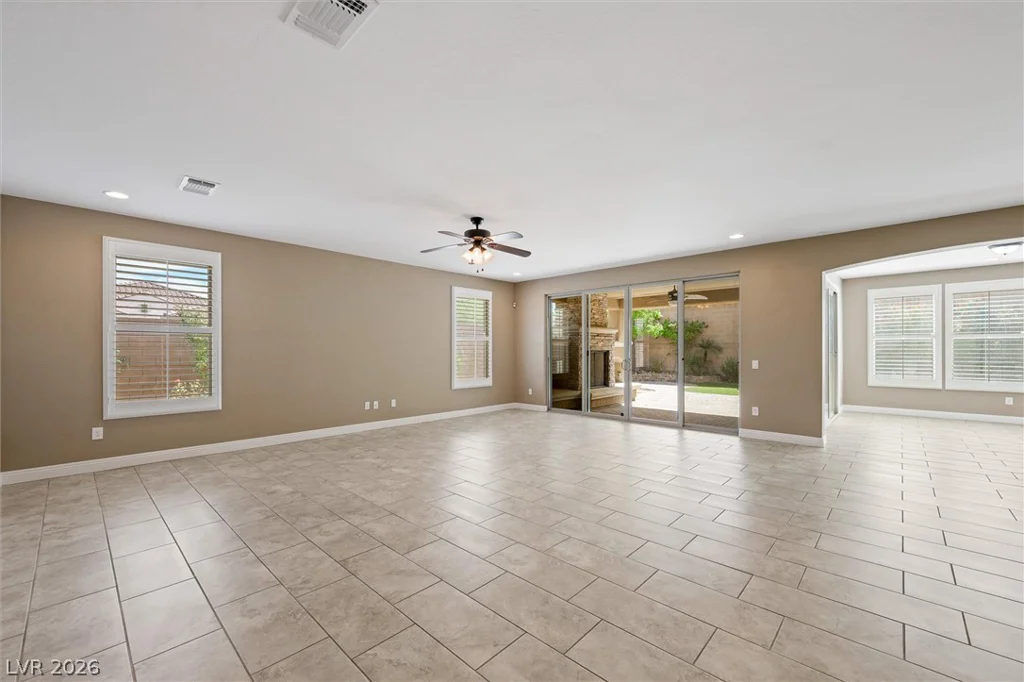 9471 Wild Valley, Las Vegas, NV 89148