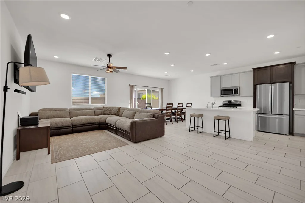 9702 Harper Edge, Las Vegas, NV 89143