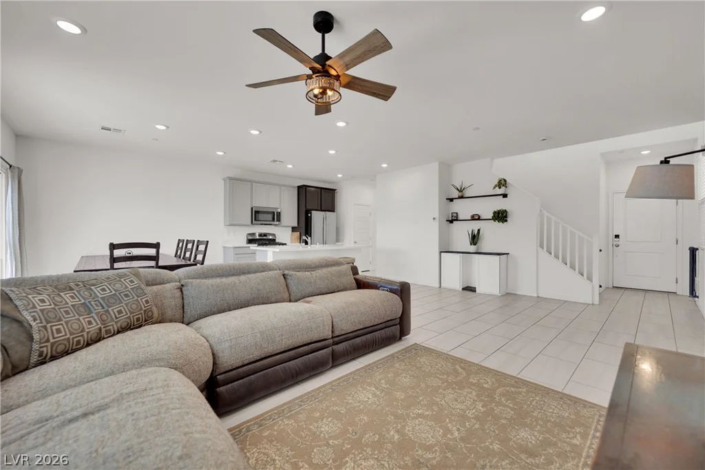 9702 Harper Edge, Las Vegas, NV 89143