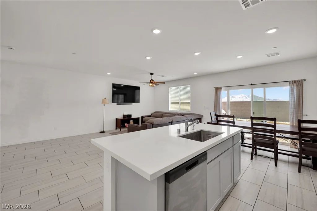 9702 Harper Edge, Las Vegas, NV 89143