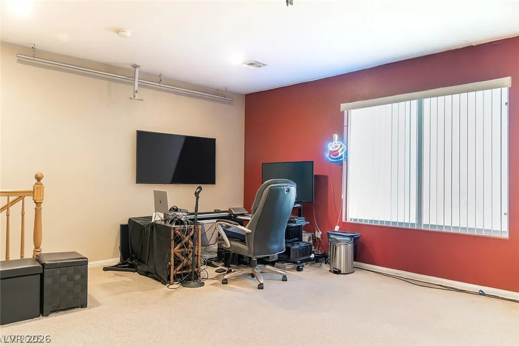 8867 Bonneville Peak, Las Vegas, NV 89148