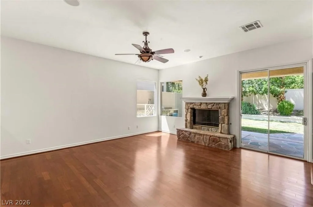 9312 Fontainbleu, Las Vegas, NV 89145