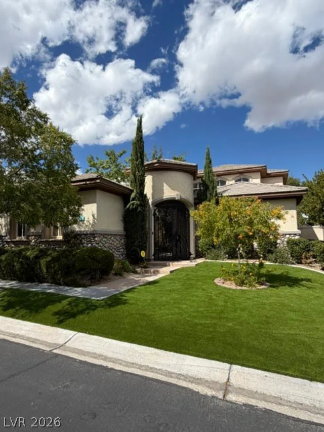 9312 Fontainbleu, Las Vegas, NV 89145