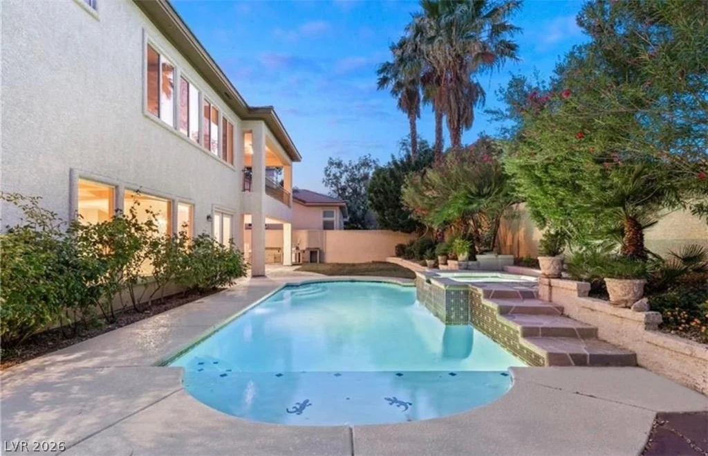 9312 Fontainbleu, Las Vegas, NV 89145