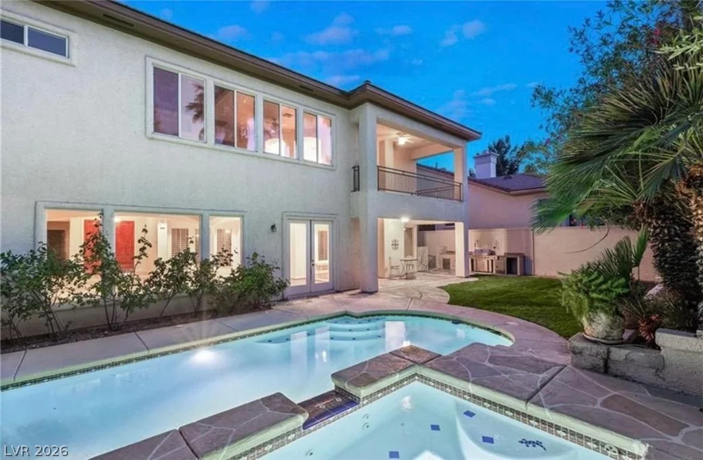 9312 Fontainbleu, Las Vegas, NV 89145