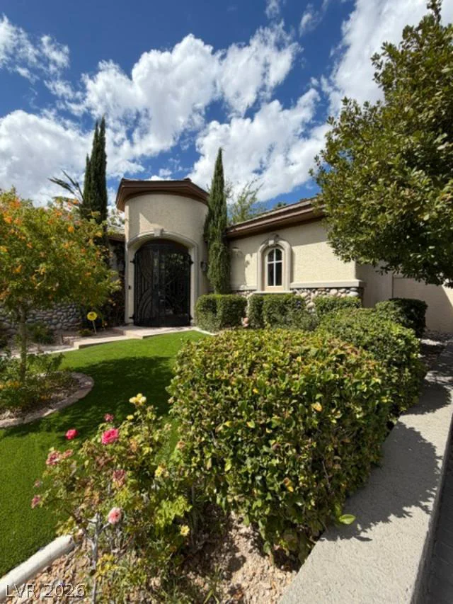 9312 Fontainbleu, Las Vegas, NV 89145