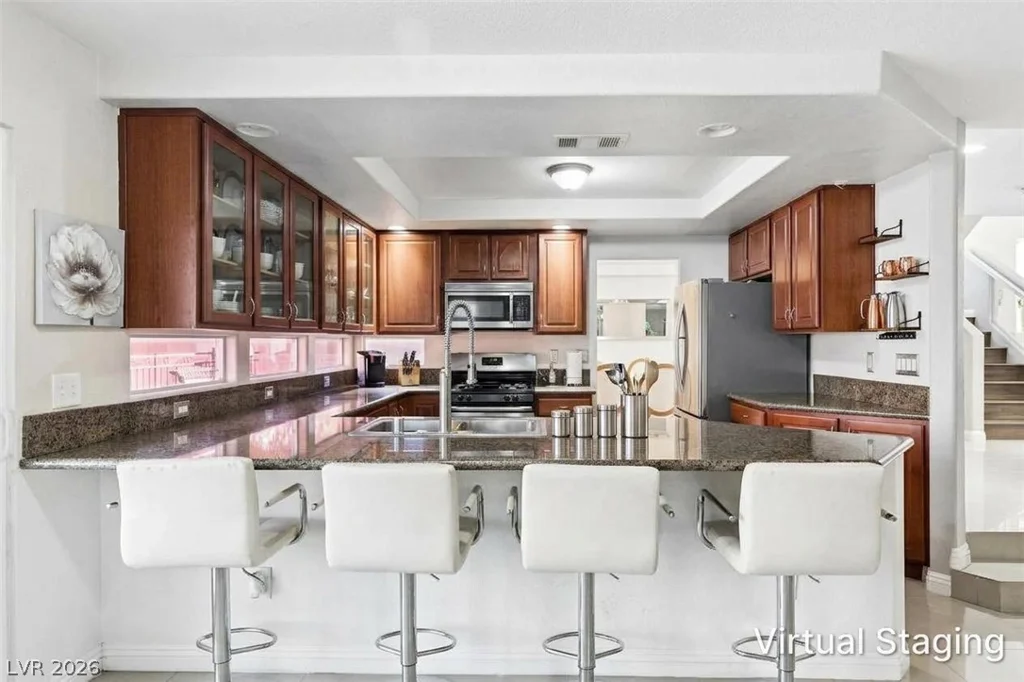 8500 Gilmore, Las Vegas, NV 89129