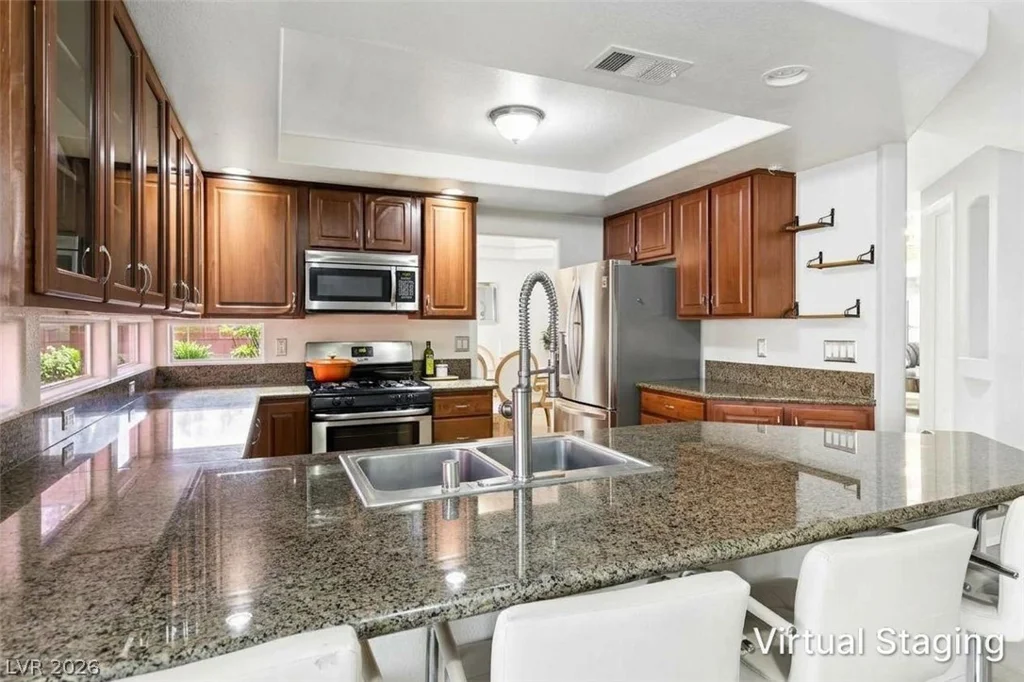 8500 Gilmore, Las Vegas, NV 89129