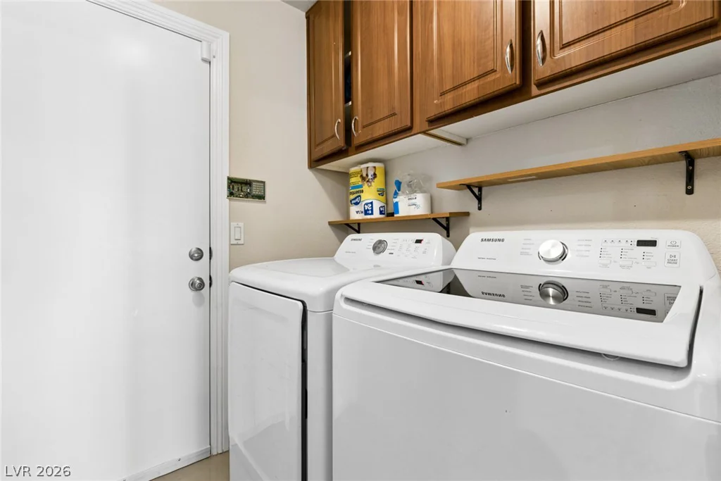 8500 Gilmore, Las Vegas, NV 89129